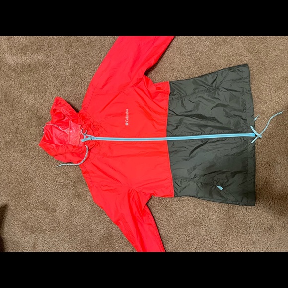 Columbia WindBreaker - Picture 1 of 2